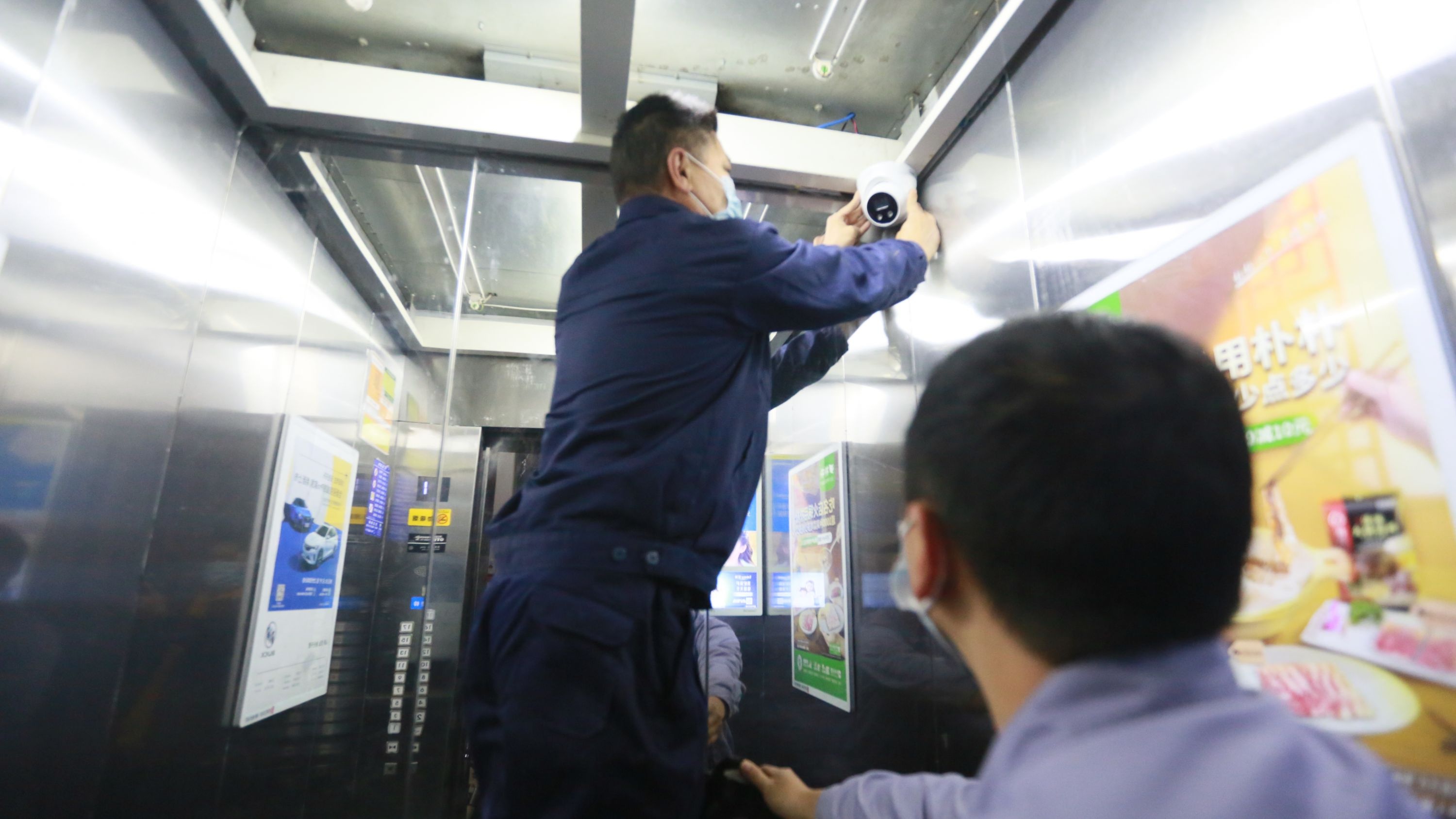 “看見”電動車就“報(bào)警”,武漢又一小區(qū)電梯配備智能“天眼”