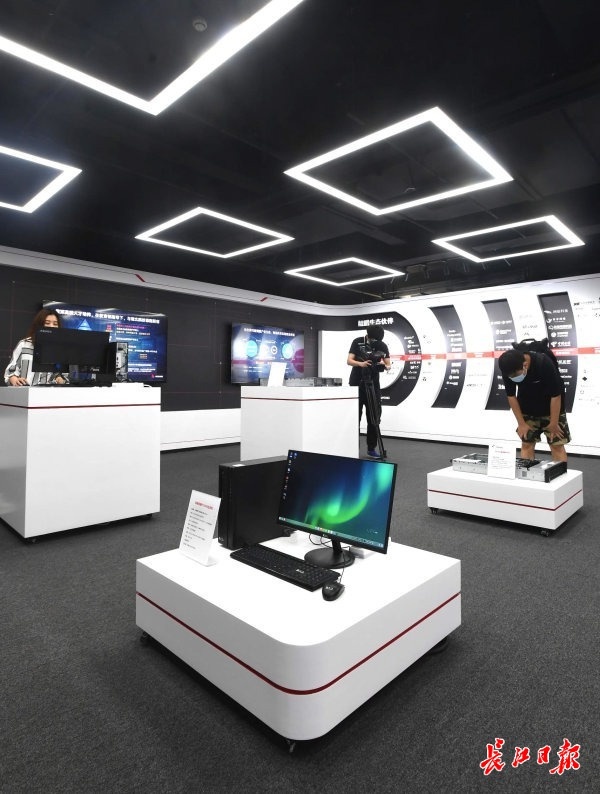 助力武漢數(shù)字經(jīng)濟發(fā)展,長江鯤鵬一年接入企業(yè)三百余家